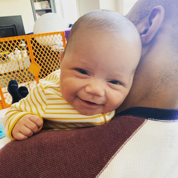 Meet your Posher, Alix - Picture 2 of 3